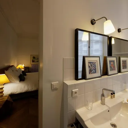 L'hotel Particulier - Bed and Breakfast 4*