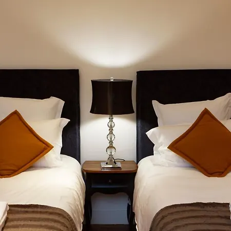 Frühstückspension L'hotel Particulier - 4*