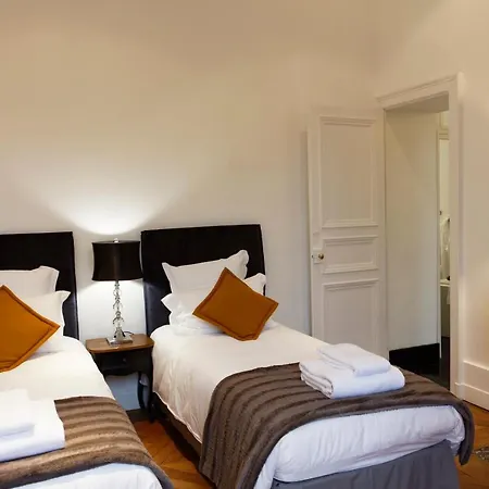 L'hotel Particulier - Bed and Breakfast 4*