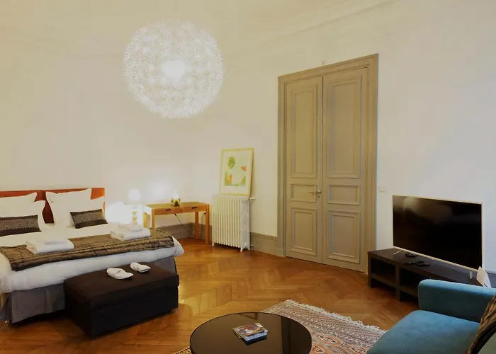 L'hotel Particulier - לה מאנש